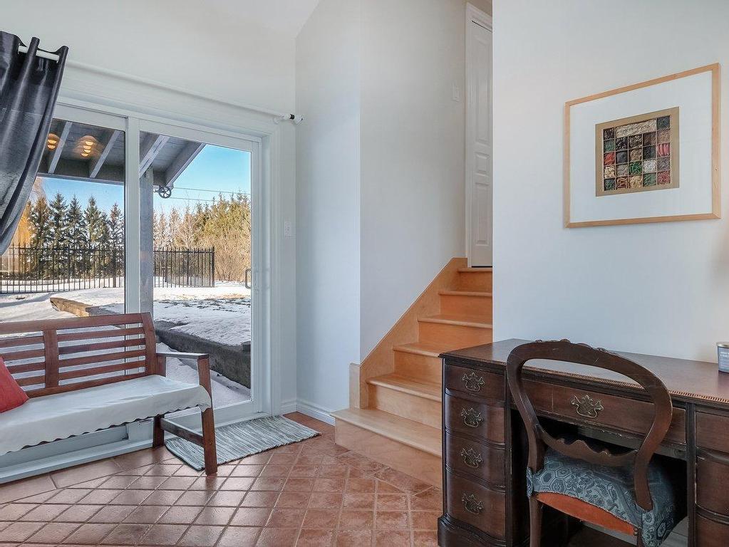 









3852


Ch. de la Butte-aux-Renards

,
Varennes,




QC
J3X0G7

