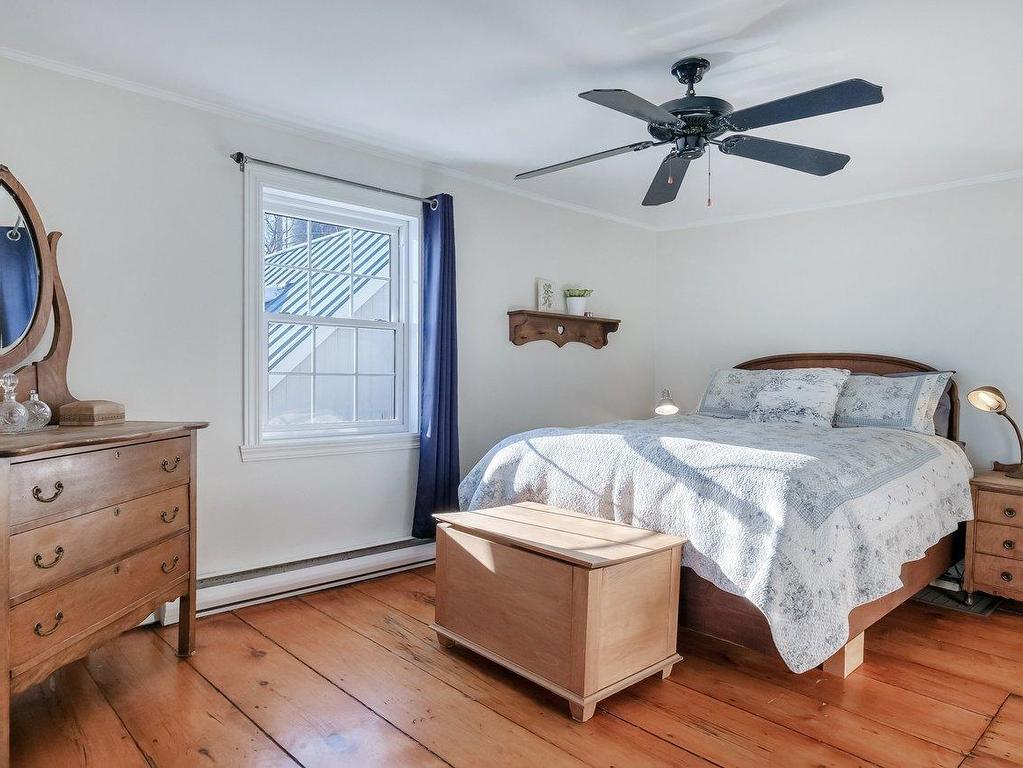 









3852


Ch. de la Butte-aux-Renards

,
Varennes,




QC
J3X0G7

