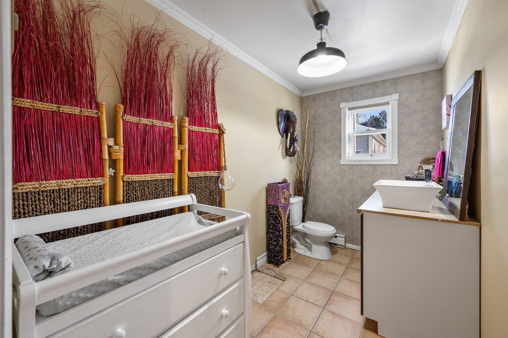 









6785


4e Rang

,
Saint-Hyacinthe,




QC
J2R2C9

