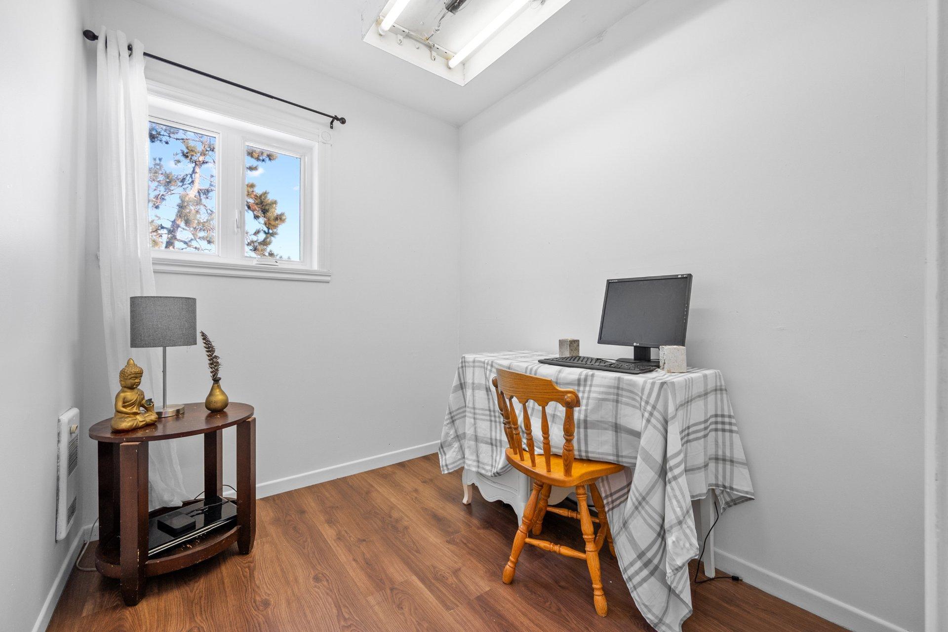 









6785


4e Rang

,
Saint-Hyacinthe,




QC
J2R2C9

