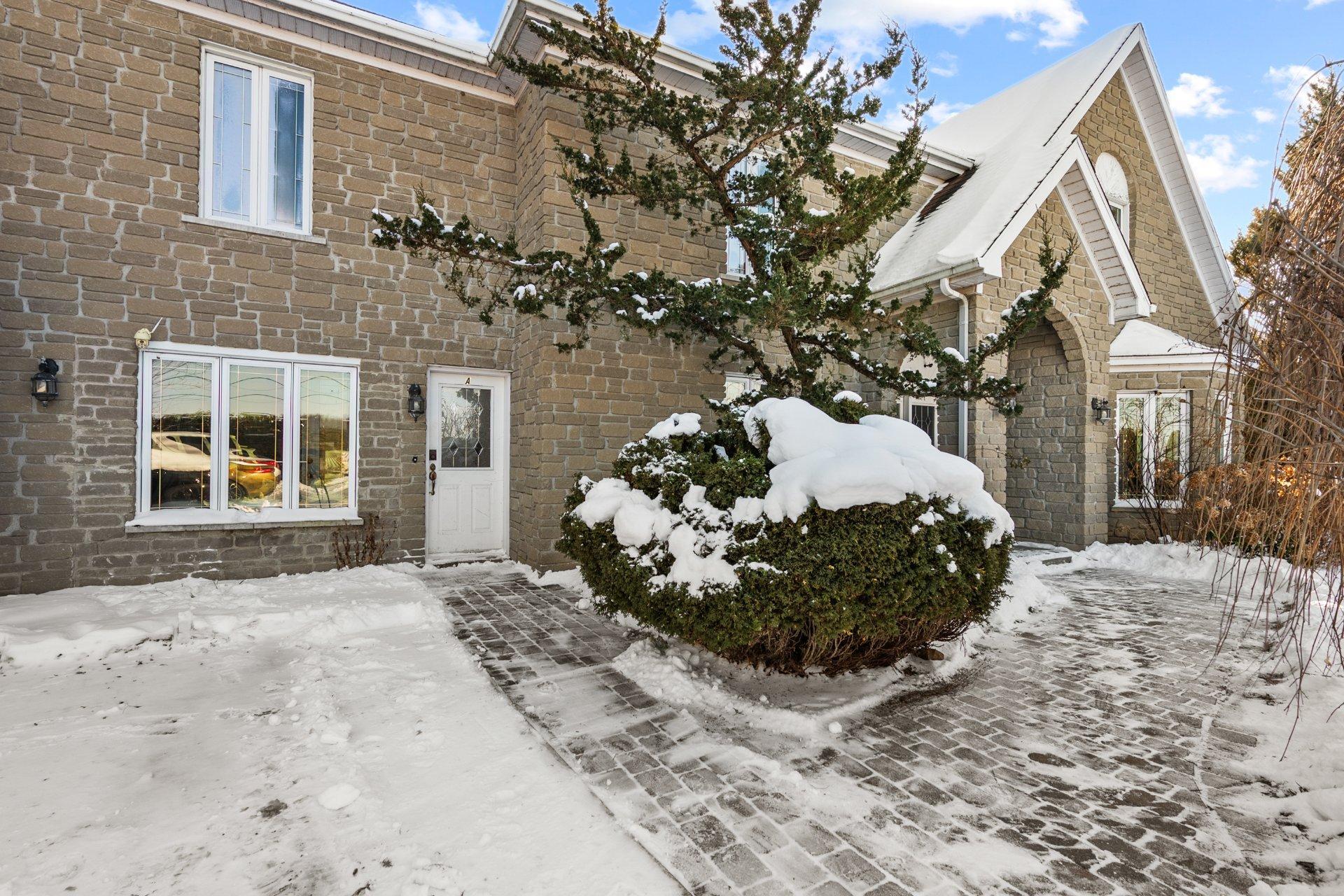 









6785


4e Rang

,
Saint-Hyacinthe,




QC
J2R2C9

