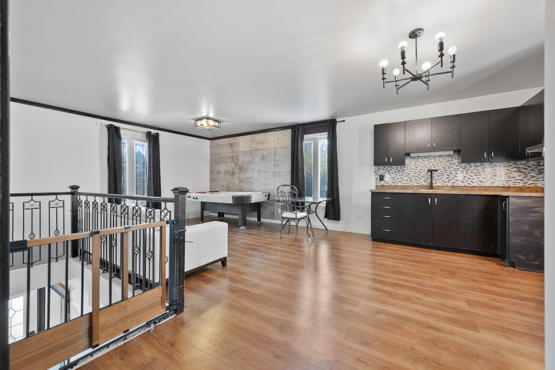 









6785


4e Rang

,
Saint-Hyacinthe,




QC
J2R2C9

