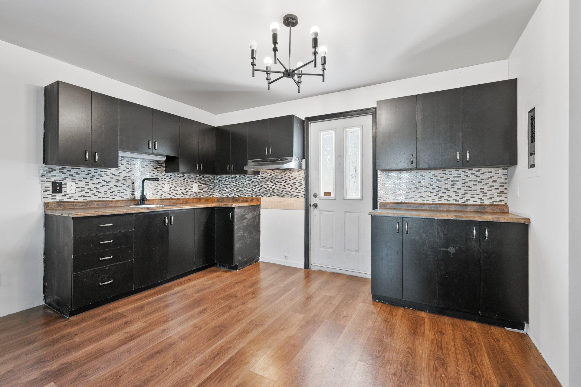 









6785


4e Rang

,
Saint-Hyacinthe,




QC
J2R2C9

