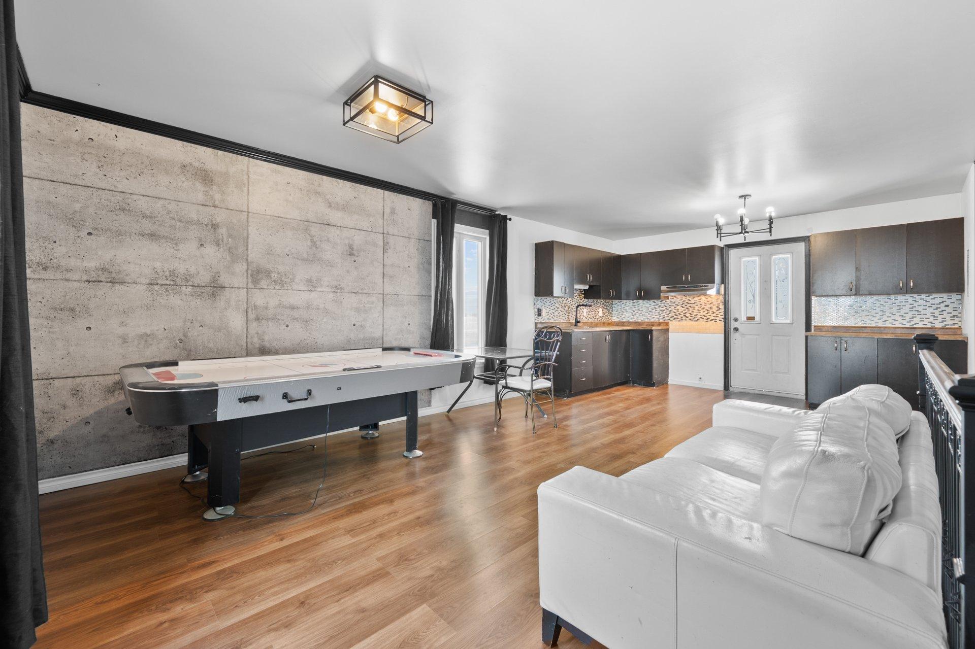 









6785


4e Rang

,
Saint-Hyacinthe,




QC
J2R2C9


