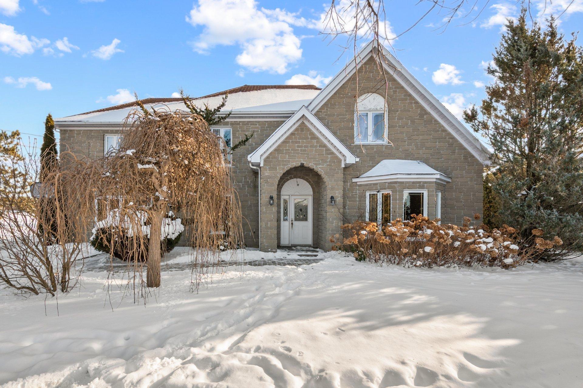 









6785


4e Rang

,
Saint-Hyacinthe,




QC
J2R2C9

