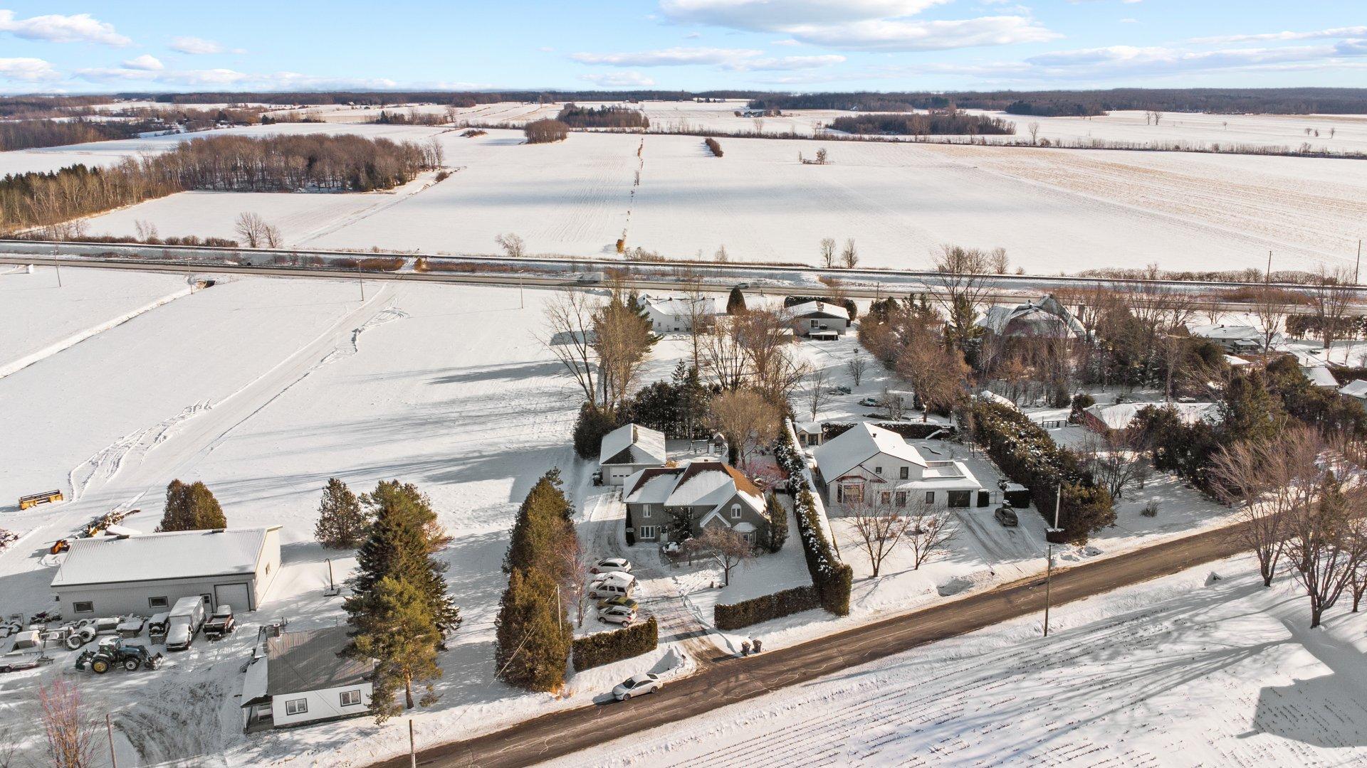 









6785


4e Rang

,
Saint-Hyacinthe,




QC
J2R2C9

