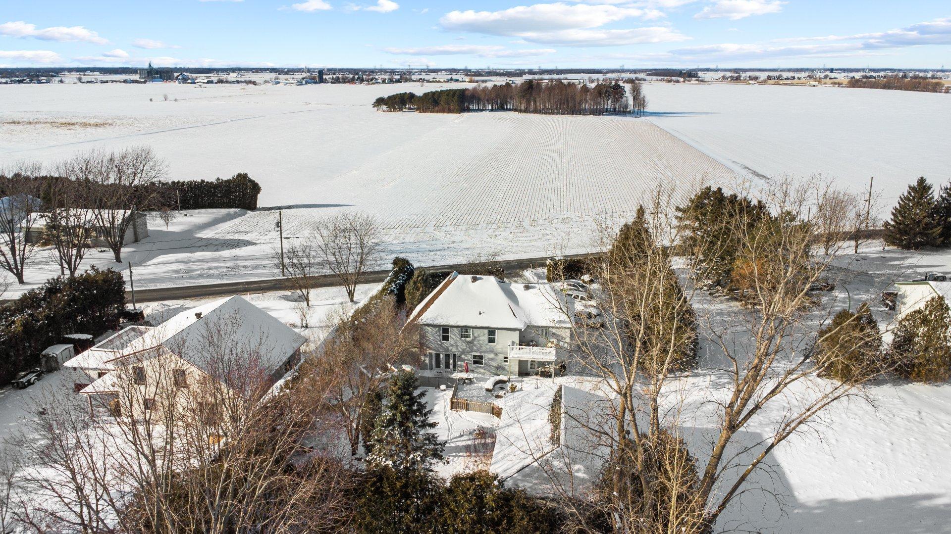 









6785


4e Rang

,
Saint-Hyacinthe,




QC
J2R2C9

