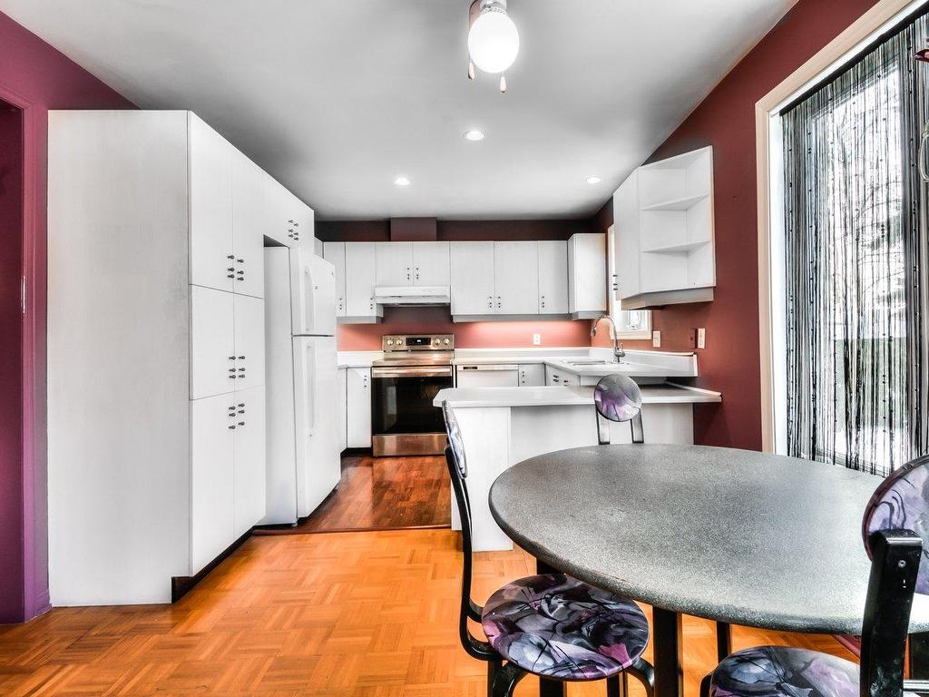 









591


Boul. de Mortagne

,
Boucherville,




QC
J4B0K1

