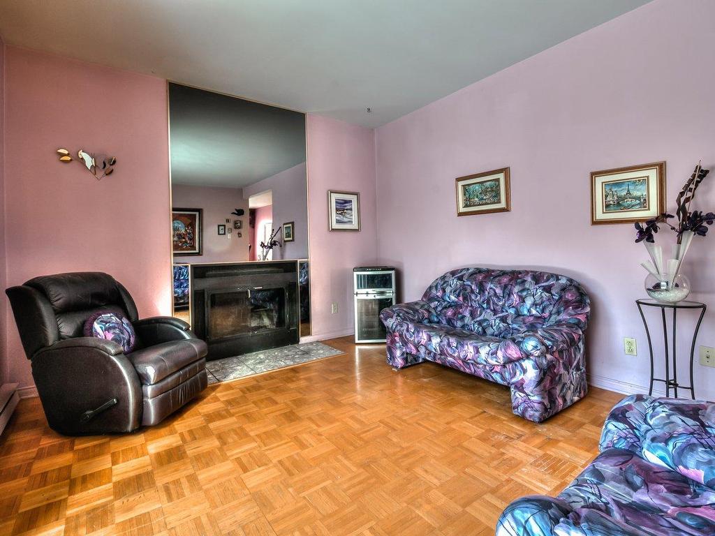 









591


Boul. de Mortagne

,
Boucherville,




QC
J4B0K1

