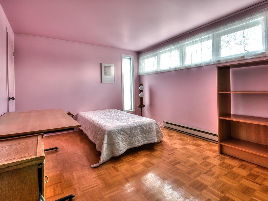 









591


Boul. de Mortagne

,
Boucherville,




QC
J4B0K1

