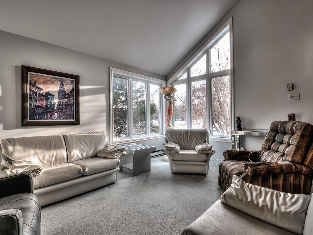 









591


Boul. de Mortagne

,
Boucherville,




QC
J4B0K1

