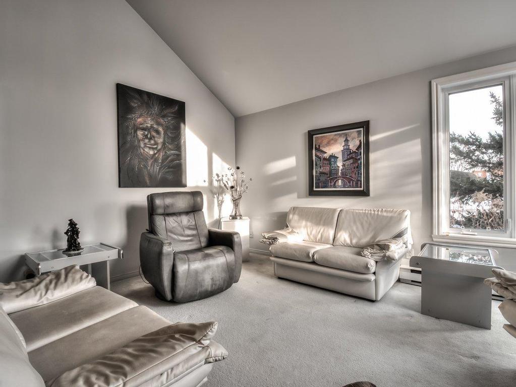 









591


Boul. de Mortagne

,
Boucherville,




QC
J4B0K1

