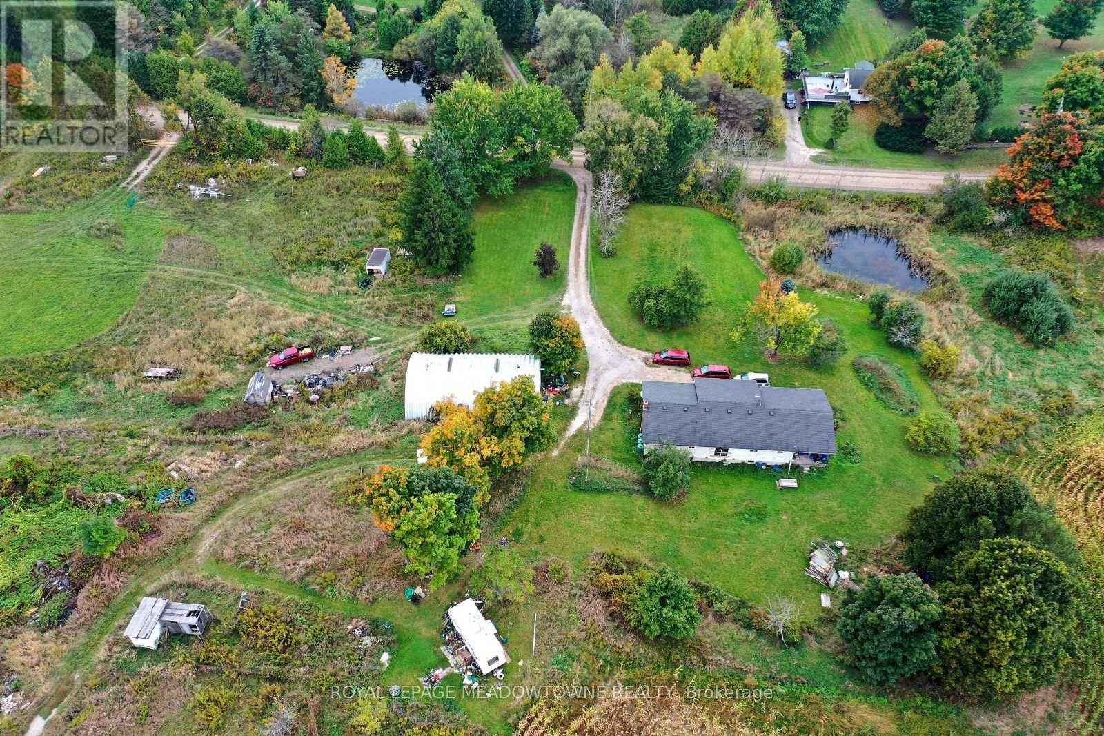 












5167 FIFTH LINE

,
Erin,







Ontario
N0B1T0

