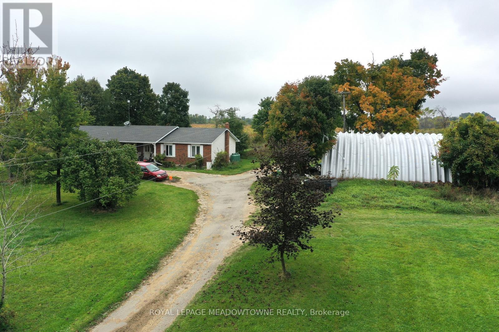 












5167 FIFTH LINE

,
Erin,







Ontario
N0B1T0

