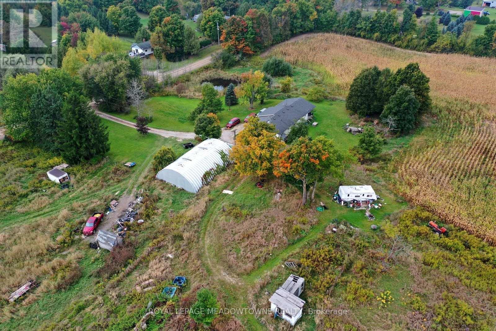 












5167 FIFTH LINE

,
Erin,







Ontario
N0B1T0

