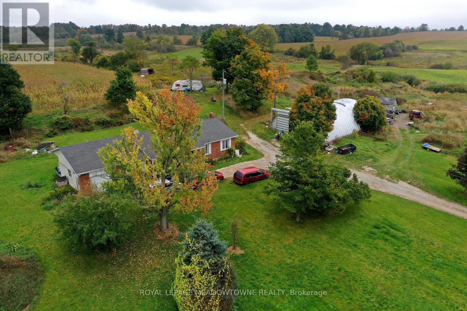 












5167 FIFTH LINE

,
Erin,







Ontario
N0B1T0

