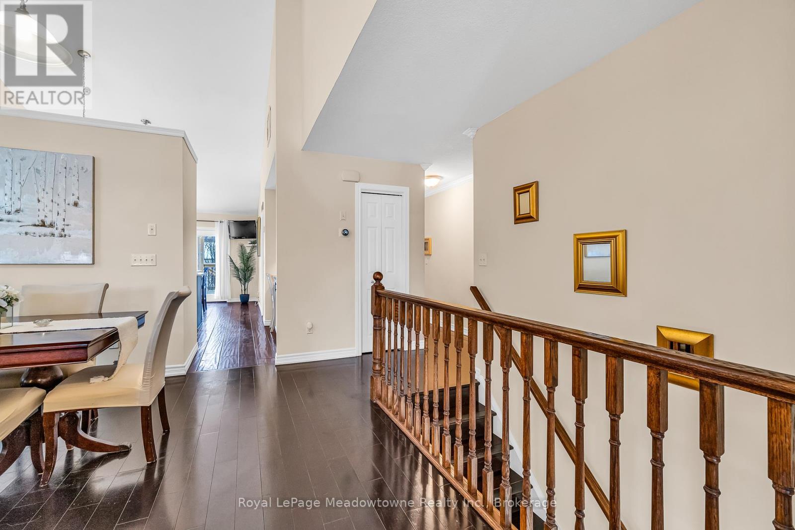 












14 ATTO DRIVE

,
Guelph (Victoria North),




Ontario
N1E0E4

