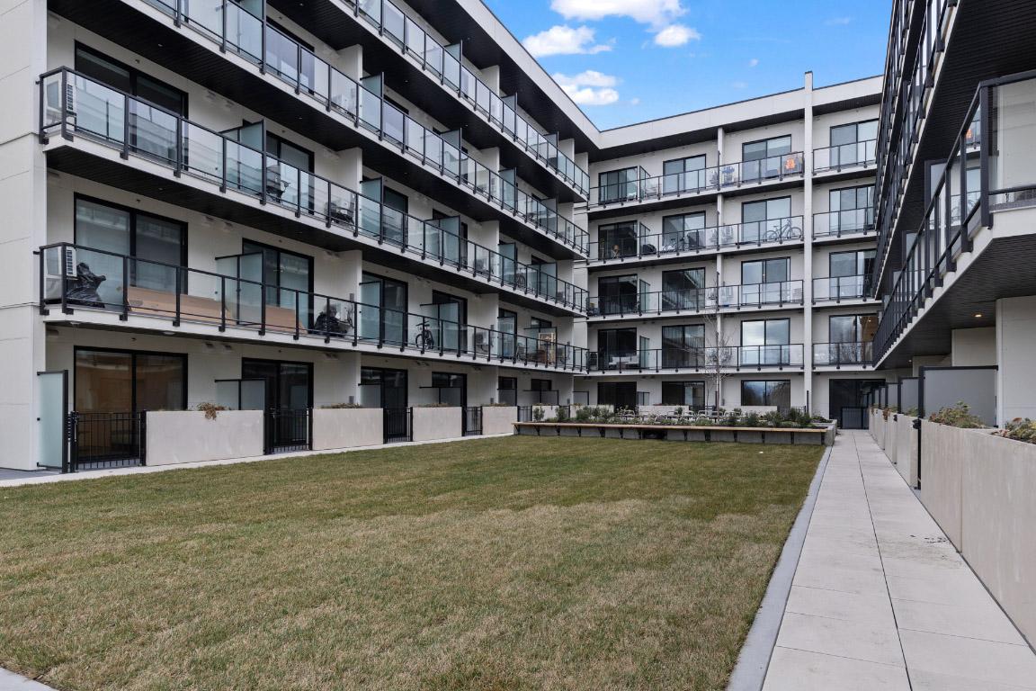 









1274


Devonshire

Avenue, 342,
Kelowna,




BC
V1Y 6B7

