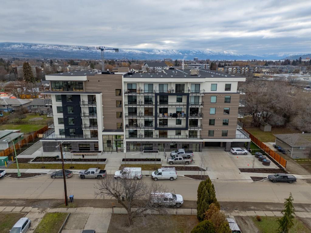 









1274


Devonshire

Avenue, 342,
Kelowna,




BC
V1Y 6B7

