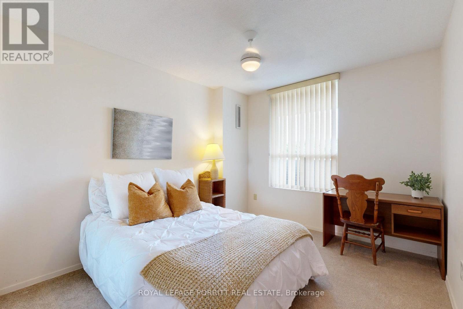 












510 - 1535 LAKESHORE ROAD E

,
Mississauga,




Ontario
L5E3E2

