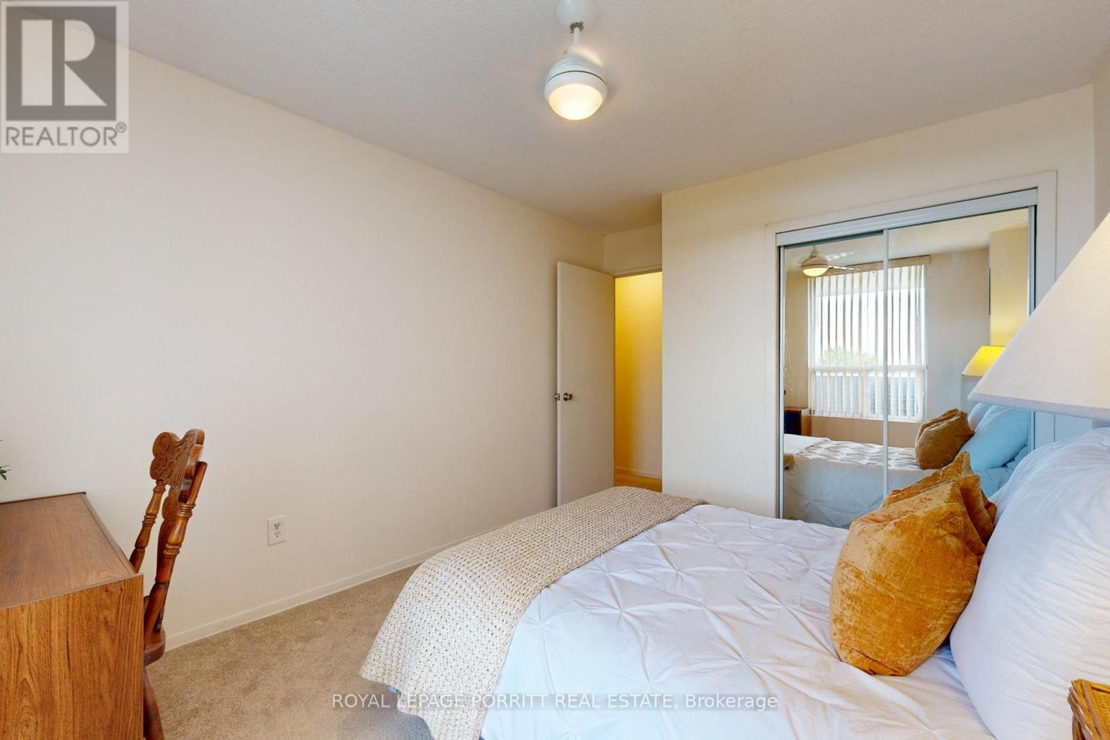 












510 - 1535 LAKESHORE ROAD E

,
Mississauga,




Ontario
L5E3E2

