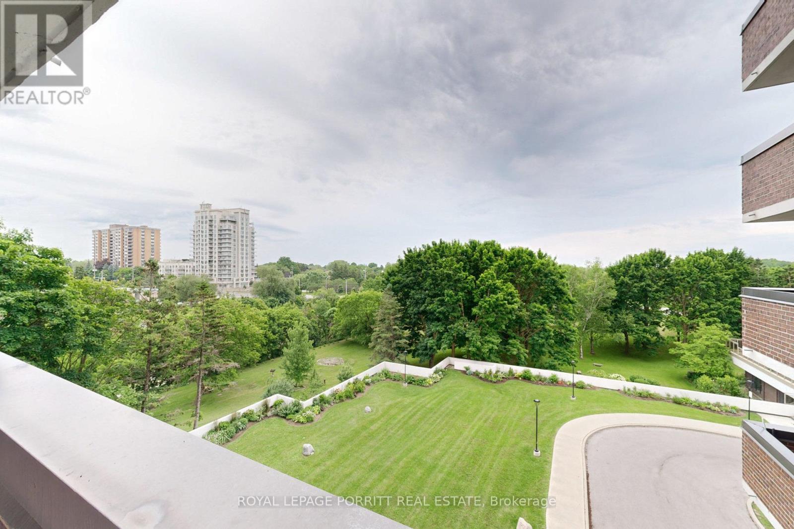 












510 - 1535 LAKESHORE ROAD E

,
Mississauga,




Ontario
L5E3E2

