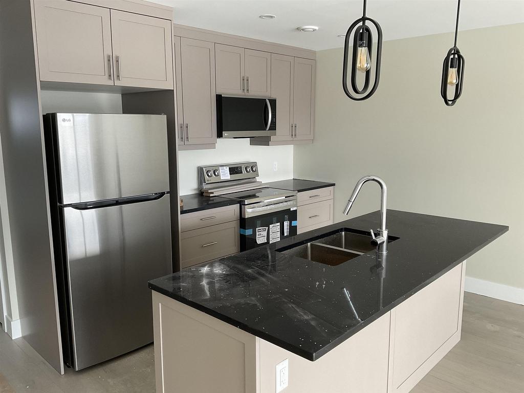 












38 Evelyn Street

,
Charlottetown,




PE
C1C 0V5

