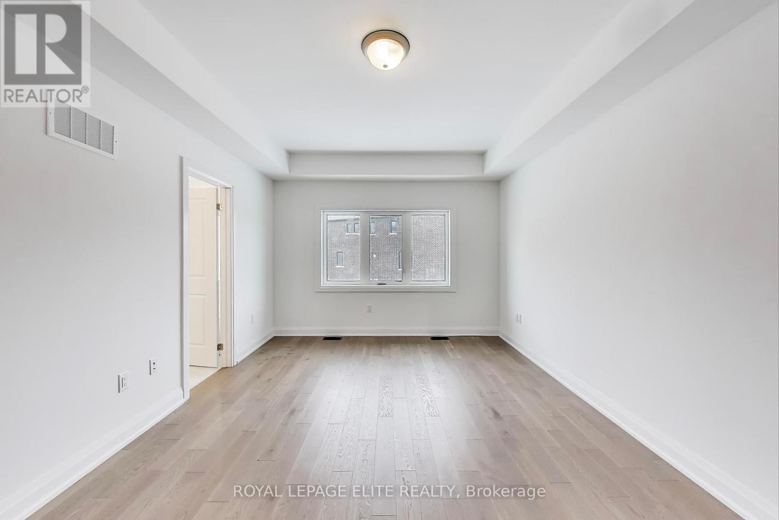 












10 STRATFORD DRIVE S

,
Caledon,




Ontario
L7C4K7

