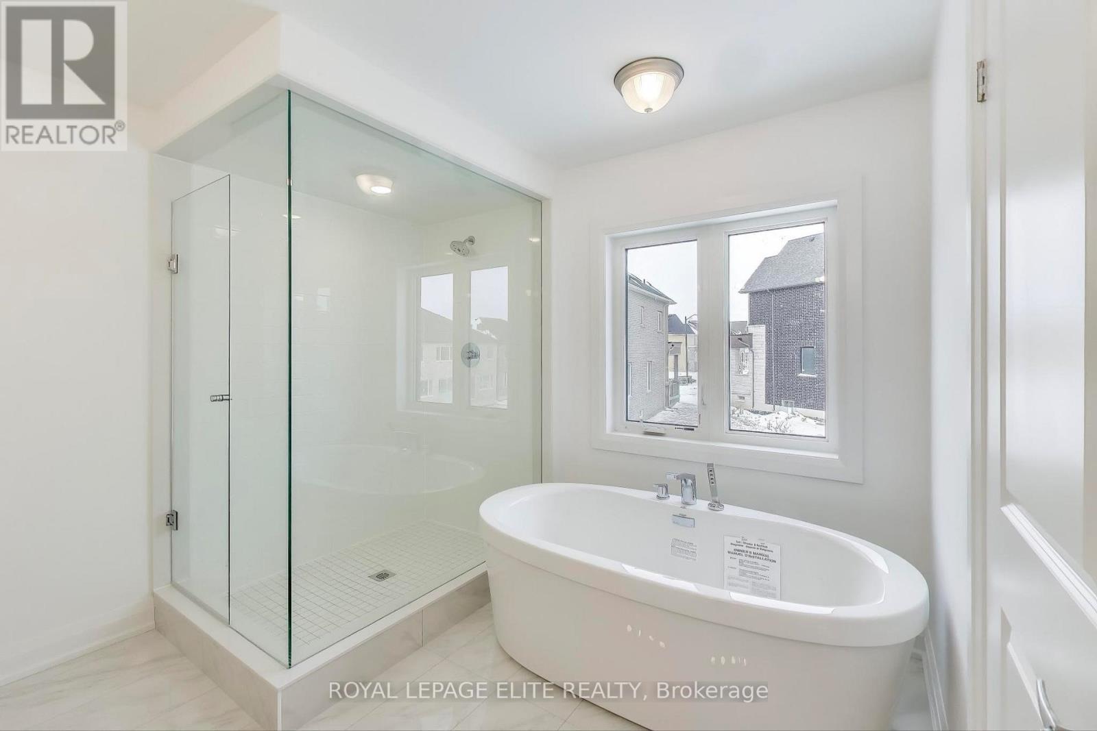 












10 STRATFORD DRIVE S

,
Caledon,




Ontario
L7C4K7

