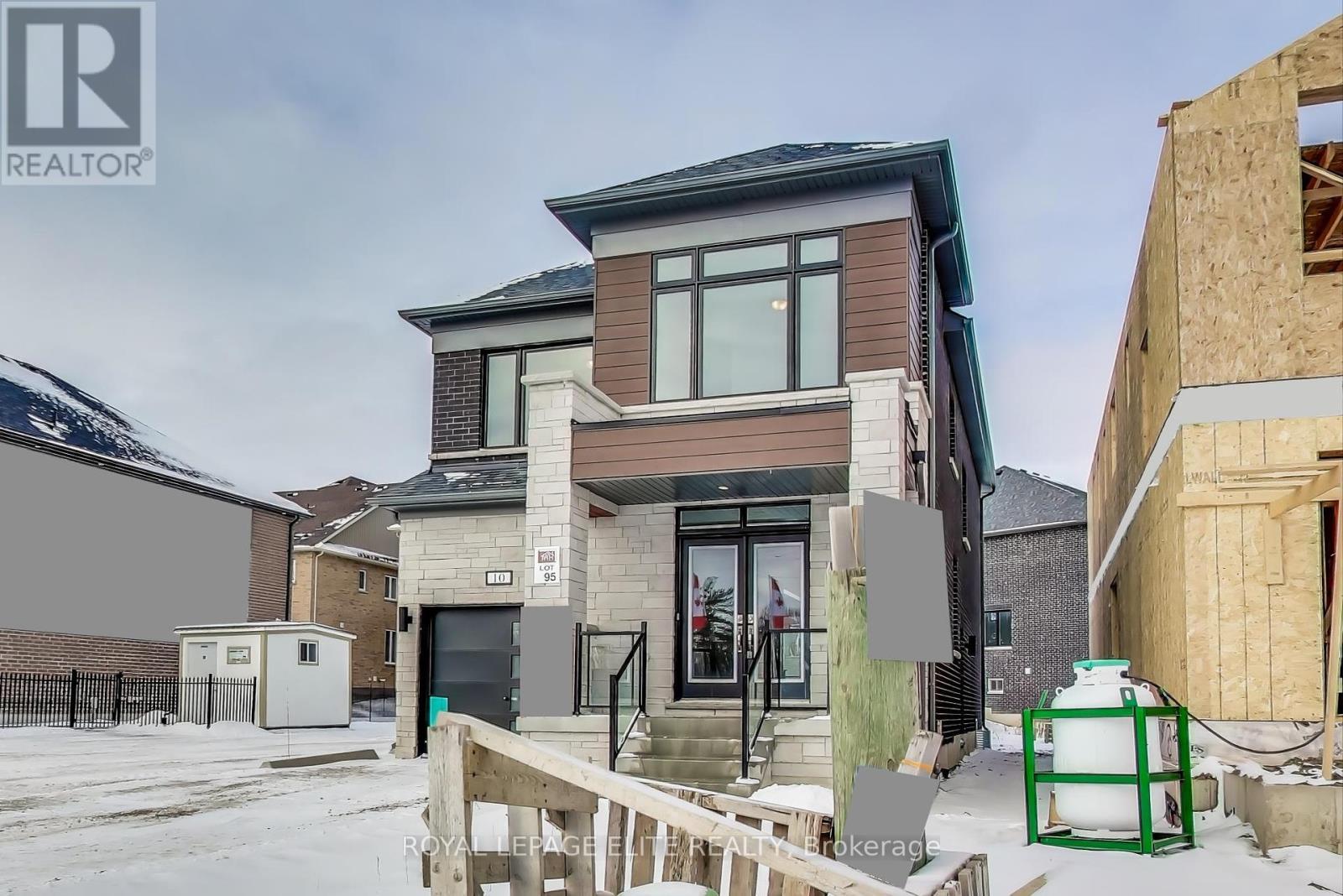 












10 STRATFORD DRIVE S

,
Caledon,




Ontario
L7C4K7

