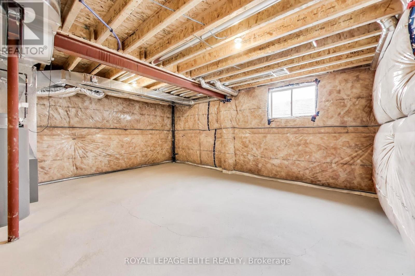 












10 STRATFORD DRIVE S

,
Caledon,




Ontario
L7C4K7

