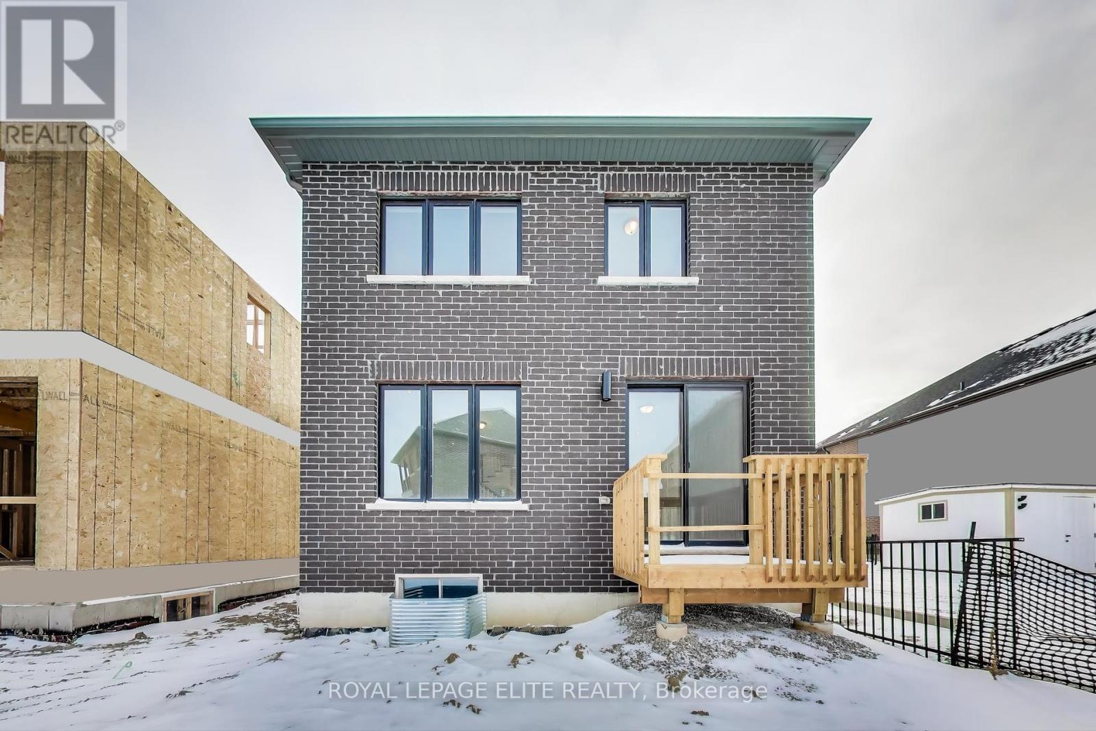 












10 STRATFORD DRIVE S

,
Caledon,




Ontario
L7C4K7

