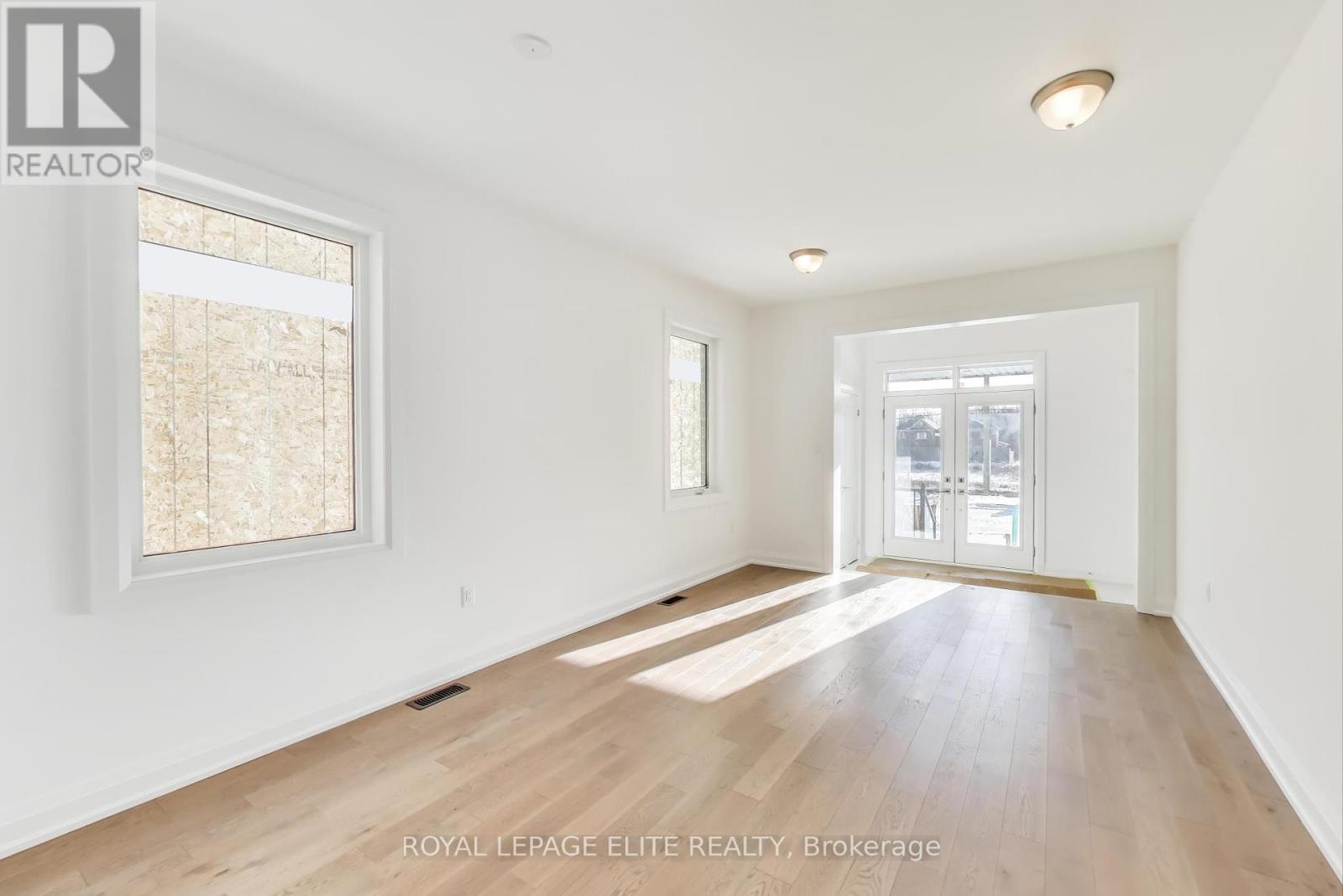 












10 STRATFORD DRIVE S

,
Caledon,




Ontario
L7C4K7

