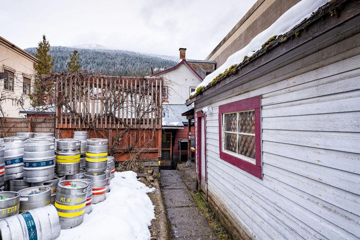 









107


Second

Street,
Revelstoke,




BC
V0E 2S0

