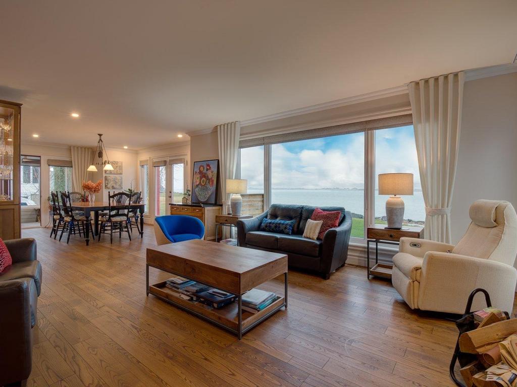 









1023


Ch. du Chenal-du-Moine

,
Sainte-Anne-de-Sorel,




QC
J3P5N3

