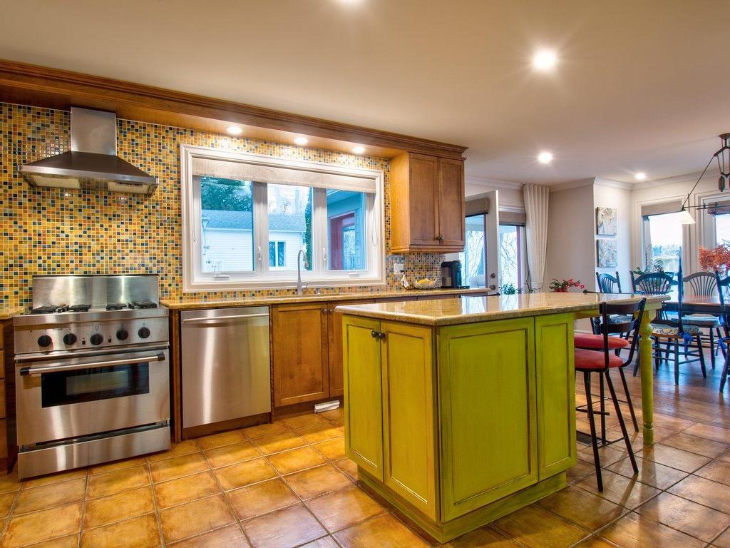









1023


Ch. du Chenal-du-Moine

,
Sainte-Anne-de-Sorel,




QC
J3P5N3

