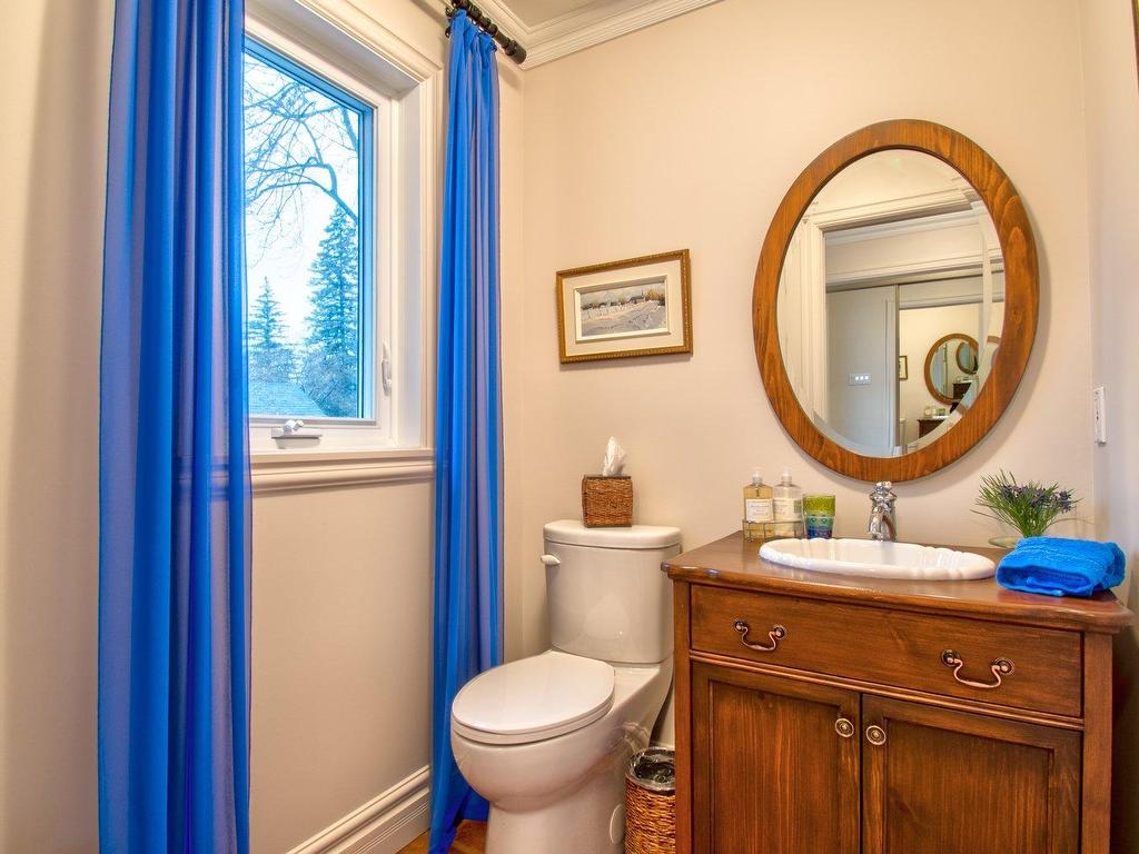 









1023


Ch. du Chenal-du-Moine

,
Sainte-Anne-de-Sorel,




QC
J3P5N3

