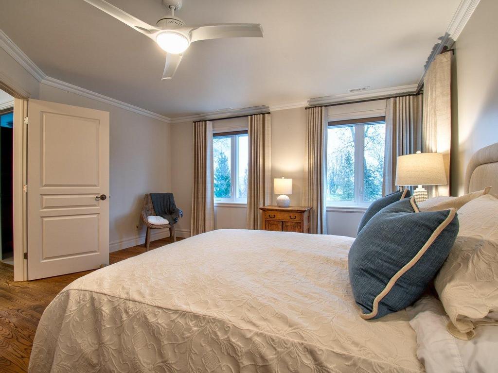 









1023


Ch. du Chenal-du-Moine

,
Sainte-Anne-de-Sorel,




QC
J3P5N3

