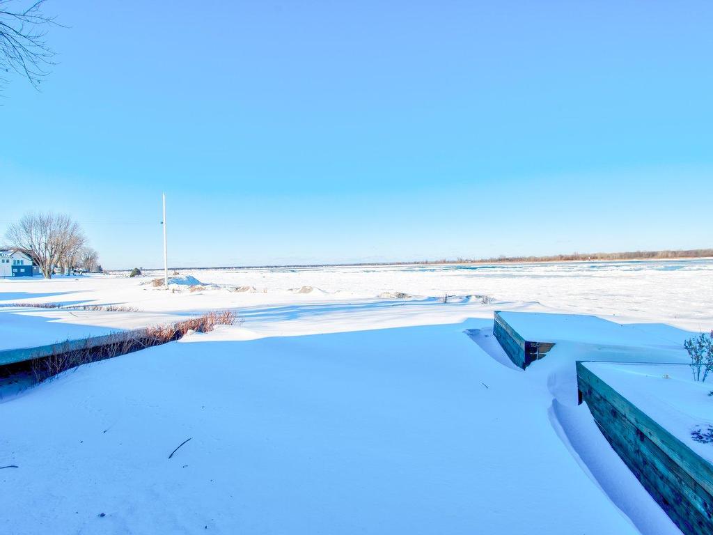 









1023


Ch. du Chenal-du-Moine

,
Sainte-Anne-de-Sorel,




QC
J3P5N3

