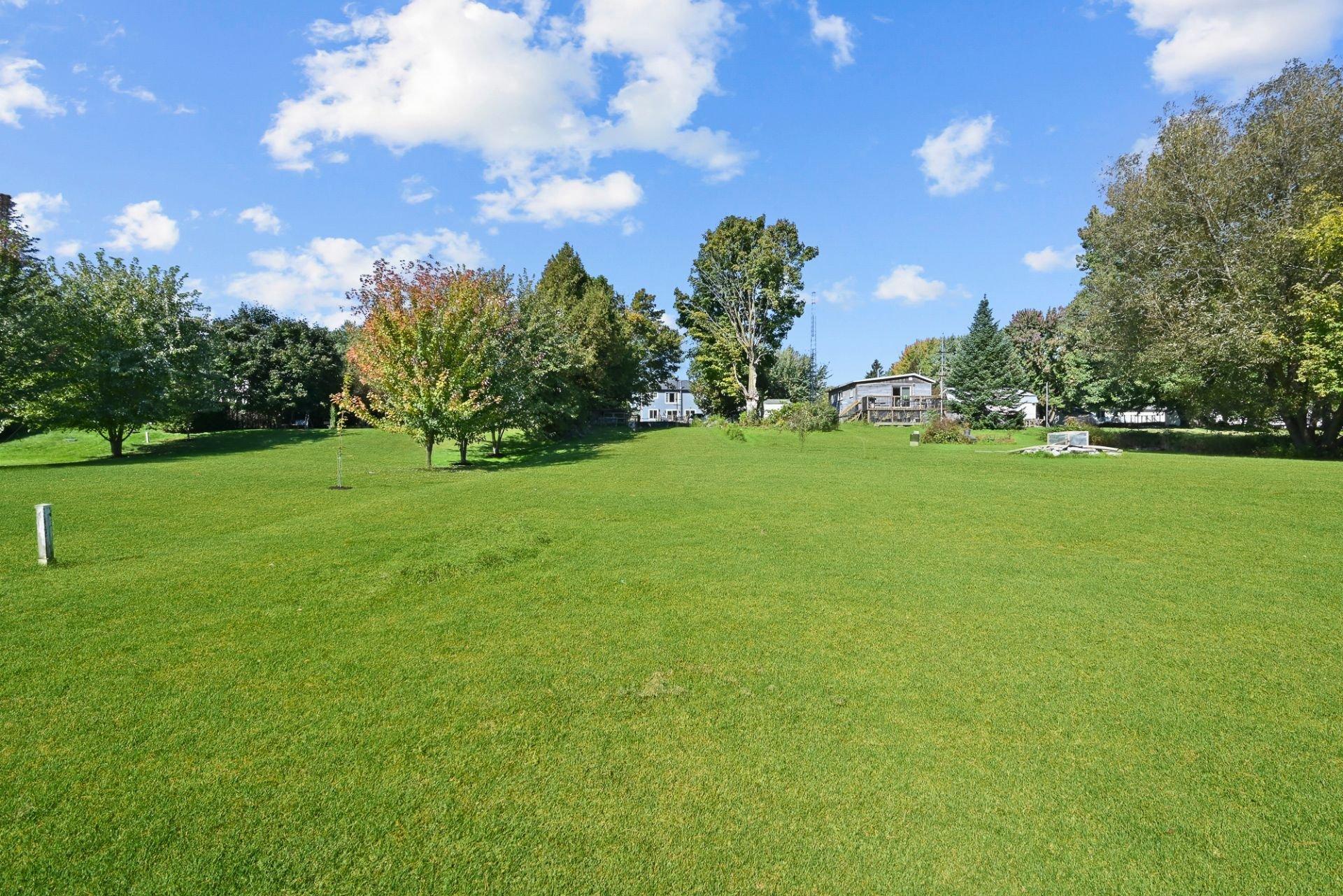 









72


Ch. Magenta

,
Farnham,




QC
J2N2R2

