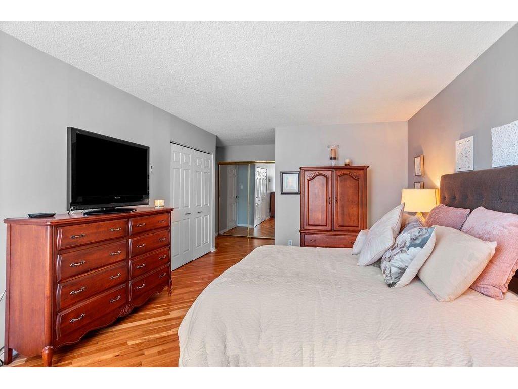 









4540


Prom. Paton

, 605,
Laval (Chomedey),




QC
H7W4W6

