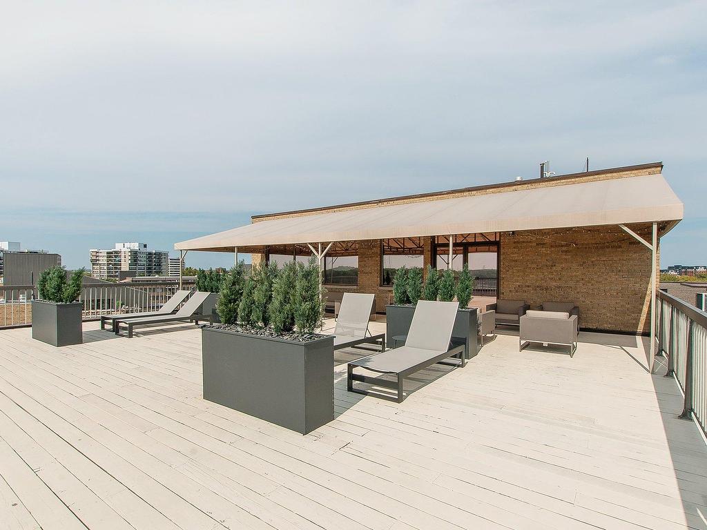 









4540


Prom. Paton

, 605,
Laval (Chomedey),




QC
H7W4W6

