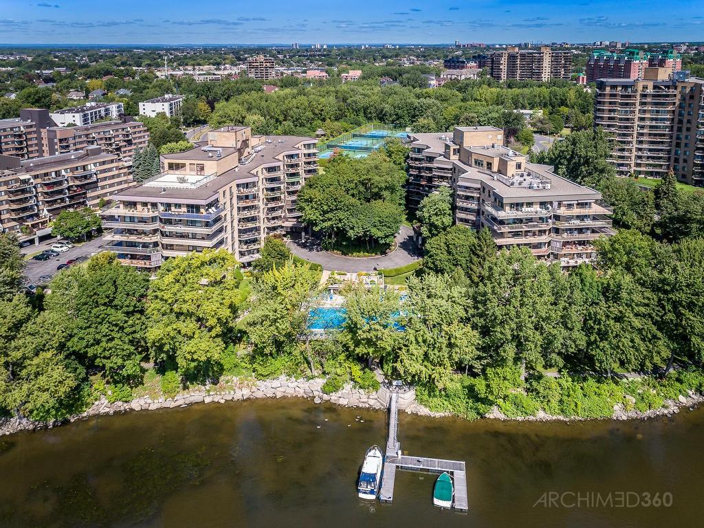 









4540


Prom. Paton

, 605,
Laval (Chomedey),




QC
H7W4W6


