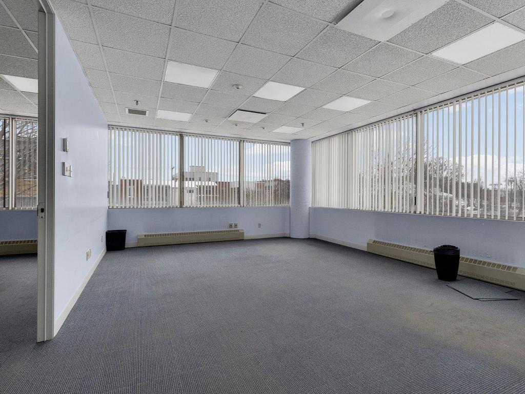 









1


Rue Provost

, 210,
Montréal (Lachine),




QC
H8S4H2

