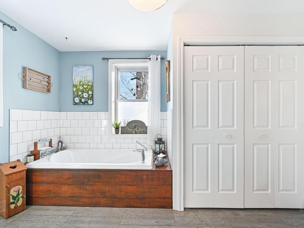 









146


Rue Principale

,
Bedford - Ville,




QC
J0J1A0

