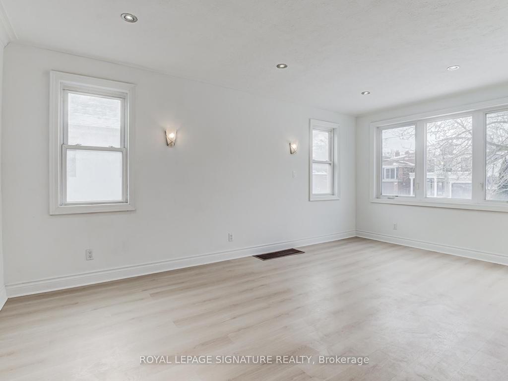 









297


Kennedy

Road,
Toronto,




ON
M1N 3P6

