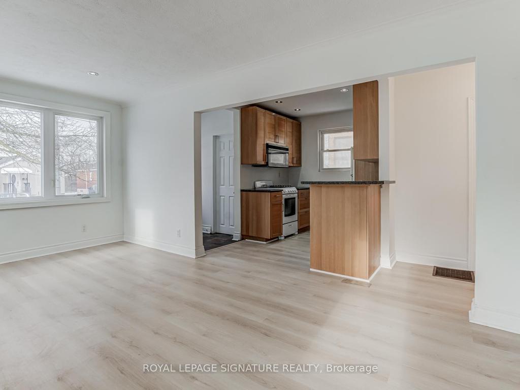 









297


Kennedy

Road,
Toronto,




ON
M1N 3P6

