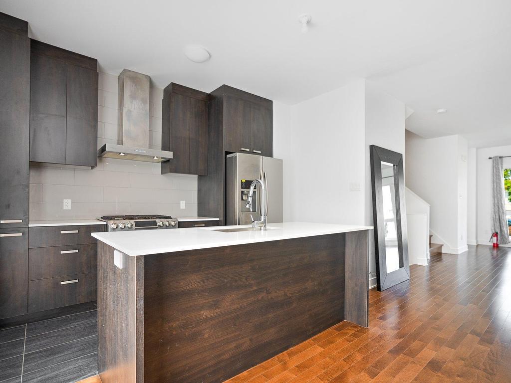 









7654Z


Rue Bouvier

,
Montréal (LaSalle),




QC
H8N0G7


