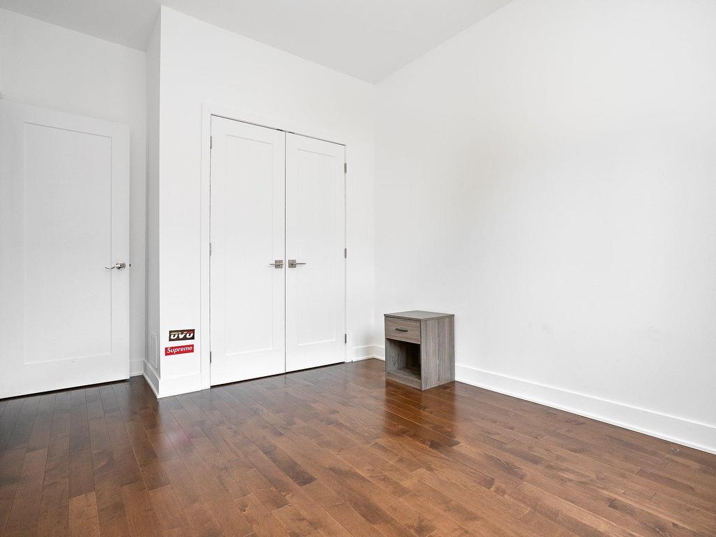 









7654Z


Rue Bouvier

,
Montréal (LaSalle),




QC
H8N0G7

