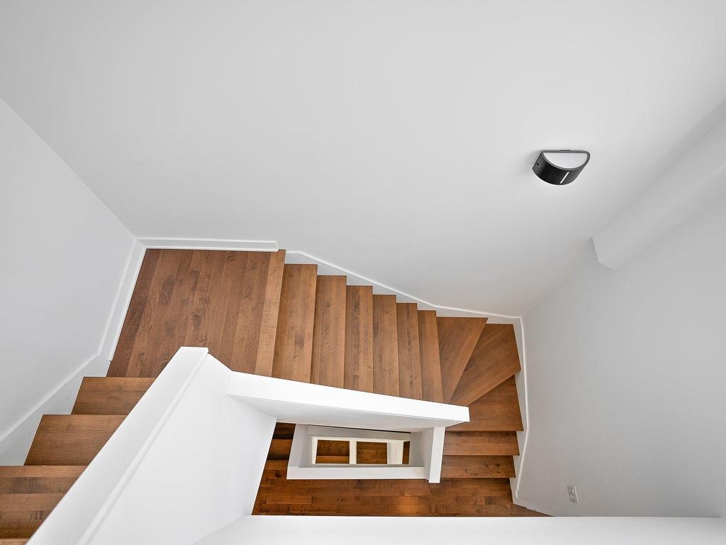 









7654Z


Rue Bouvier

,
Montréal (LaSalle),




QC
H8N0G7

